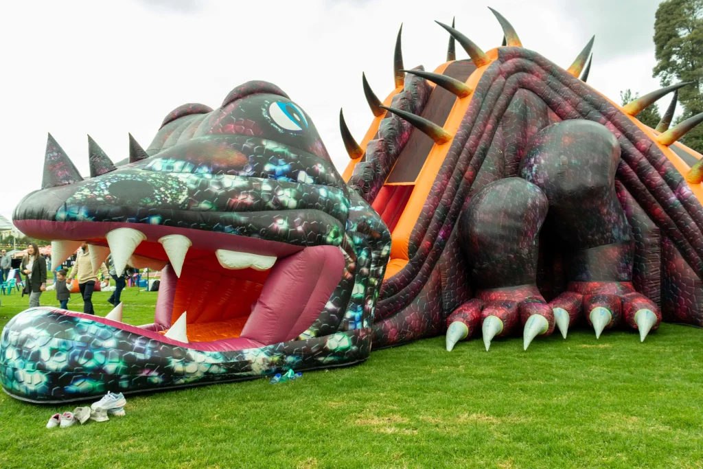 Inflable t-rex 3